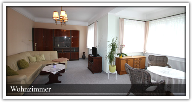 Wohnzimmer im EG